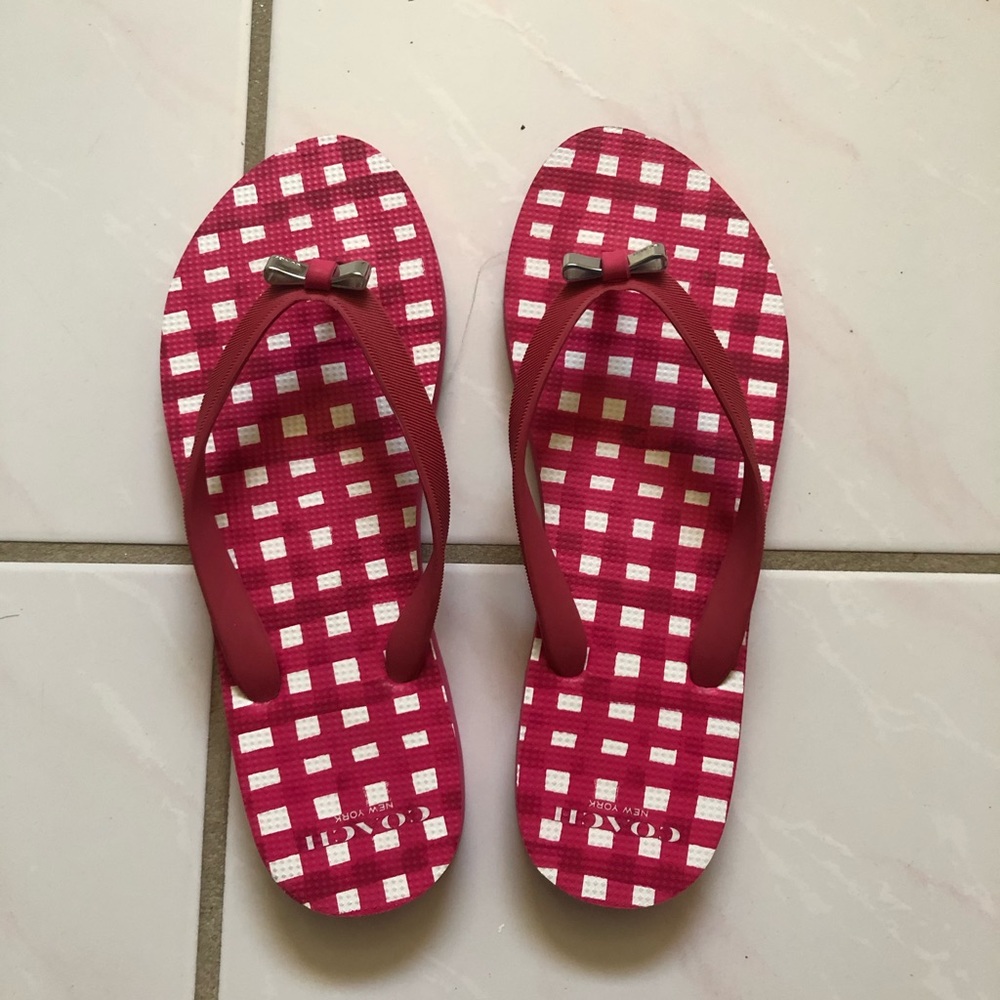 Coach flip flops sz6